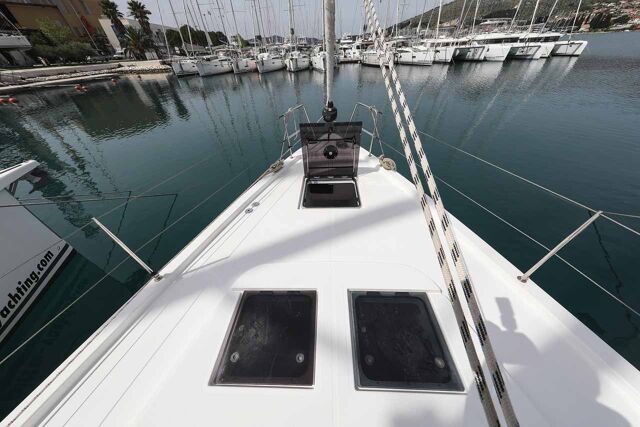 Bavaria C50 Holiday - 5 + 1 cab. Granat